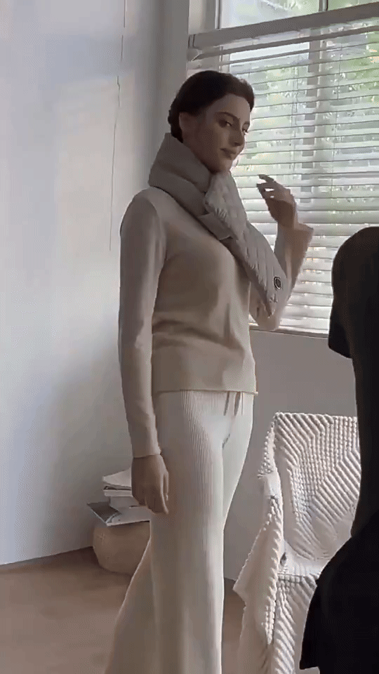 USB Rechargeable Electric Heated Scarf with Three Temperature Settings